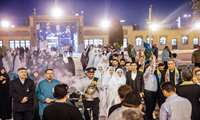 یک آسمان عشق؛ روایتی از یک جشن خاطره‌انگیز، لبخندها، نگاه‌های عاشقانه، قرعه‌کشی هیجان‌انگیز، زیارت دسته‌جمعی و یک هدیه معنوی ویژه